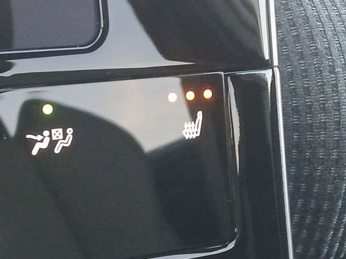 Certified 2024 Subaru Solterra Premium AWD/4WD image 16