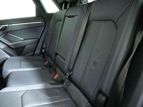 Used 2023 Audi Q3 2.0T Premium Plus w/ Premium Plus Package AWD/4WD image 16