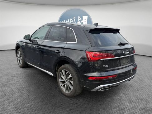Used 2022 Audi Q5 2.0T Premium w/ Convenience Package image 6
