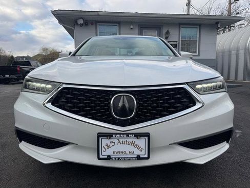 Used 2019 Acura TLX image 2