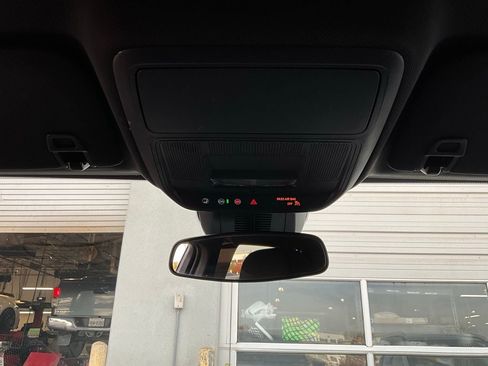 Used 2025 Chevrolet Equinox LT image 15