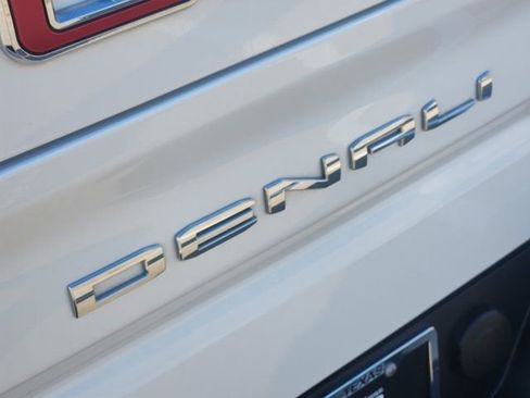 Used 2023 GMC Sierra 1500 Denali image 10