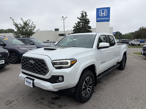 Used 2023 Toyota Tacoma TRD Sport w/ TRD Premium Sport Package AWD/4WD image 1