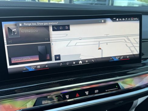 Used 2026 BMW 740i xDrive w/ Premium Package image 9