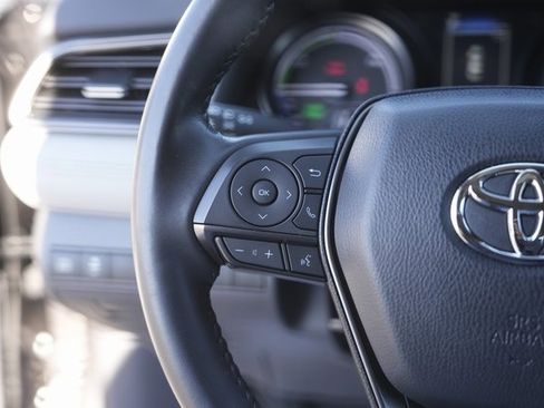 Used 2022 Toyota Camry SE image 22