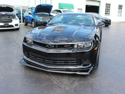 Used 2014 Chevrolet Camaro Z/28 RWD image 3
