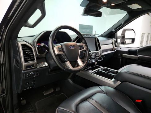 Used 2022 Ford F450 Platinum w/ FX4 Off-Road Package AWD/4WD image 13
