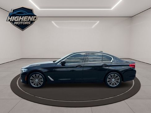 Used 2019 BMW 530i xDrive w/ Convenience Package image 3