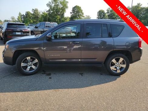 Used 2017 Jeep Compass High Altitude AWD/4WD image 6