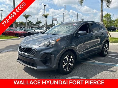 Used 2022 Kia Sportage LX FWD image 3