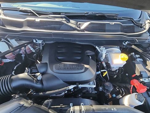 Used 2024 RAM 2500 Big Horn w/ Bed Utility Group image 25