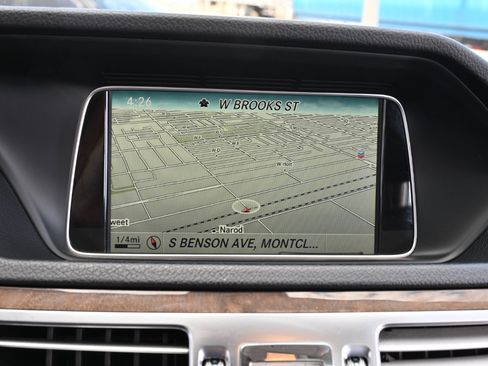 Used 2014 Mercedes-Benz E 350 Sedan image 31