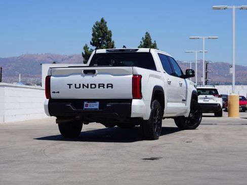 Used 2024 Toyota Tundra Limited AWD/4WD image 8