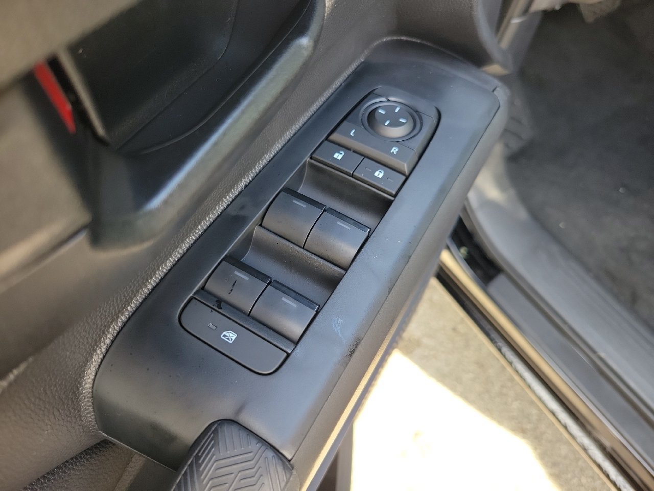 Used 2026 Toyota Tacoma SR5 RWD image 13