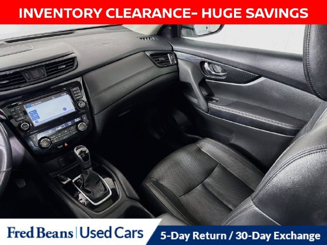 Certified 2017 Nissan Rogue SL w/ SL Premium Package AWD/4WD image 32