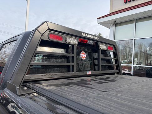 Used 2018 Ford F150 XLT w/ Equipment Group 302A Luxury image 17