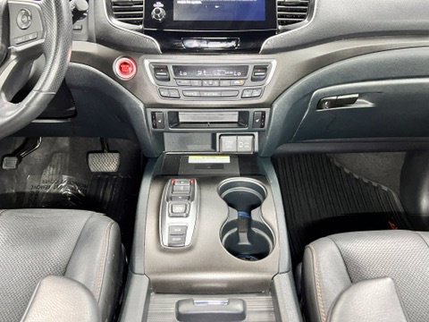 Used 2023 Honda Passport TrailSport image 13