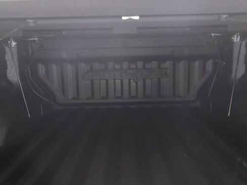 Used 2024 GMC Canyon AT4X image 29