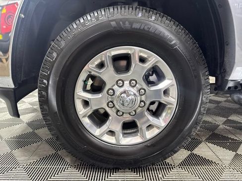 Used 2022 RAM 2500 Laramie AWD/4WD image 10