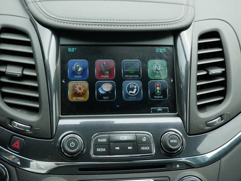 Used 2019 Chevrolet Impala Premier FWD image 20