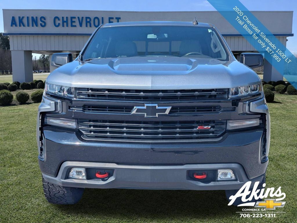 Used 2020 Chevrolet Silverado 1500 LT Trail Boss AWD/4WD image 9