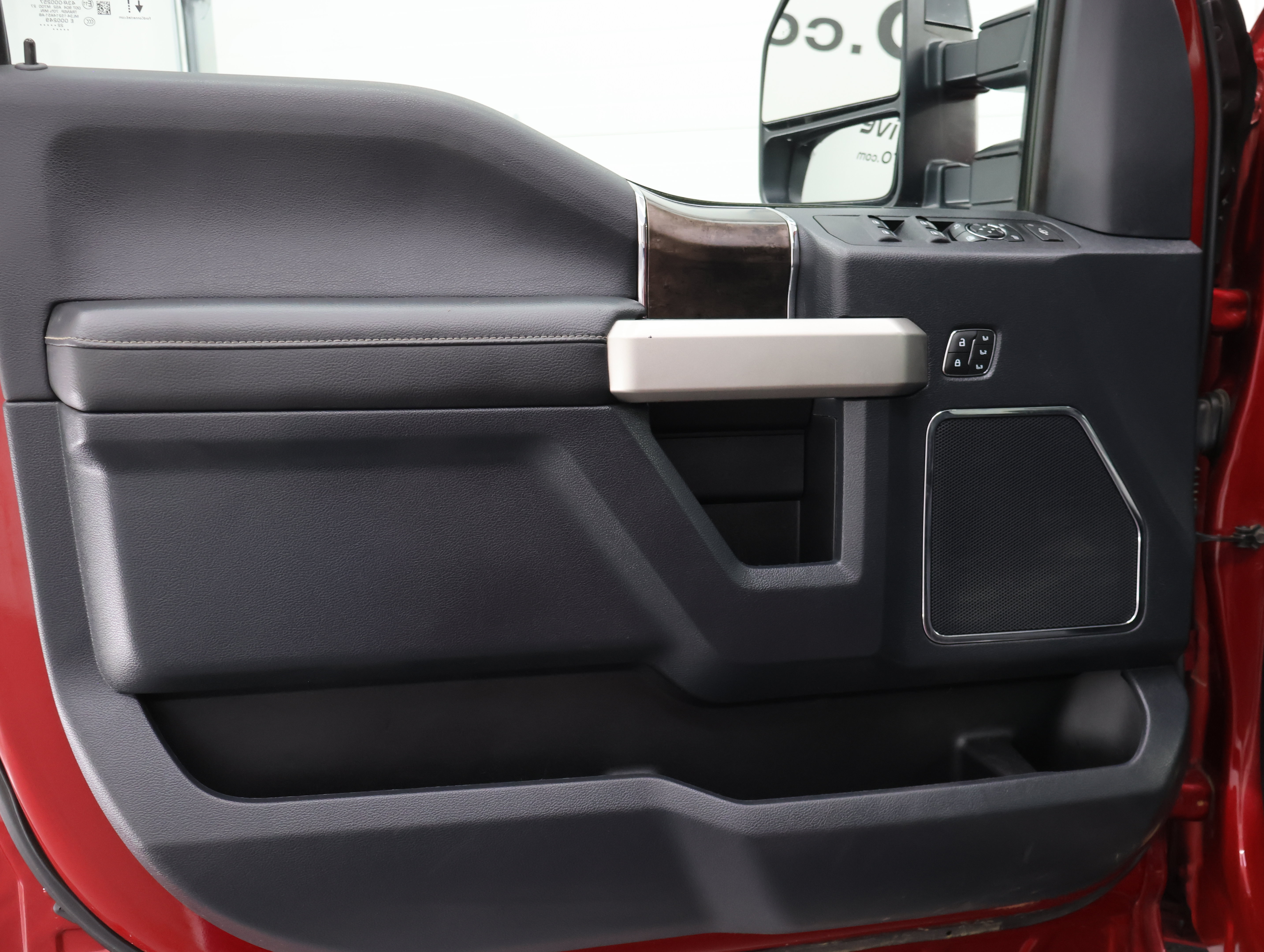 Used 2022 Ford F250 Lariat w/ Tremor Off-Road Package AWD/4WD image 45