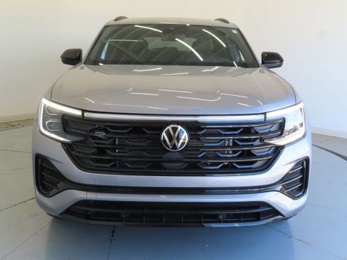 New 2026 Volkswagen Atlas Cross Sport SEL R-Line AWD/4WD image 10