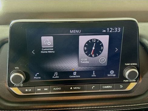 Used 2023 Nissan Rogue SV w/ SV Premium Package image 12