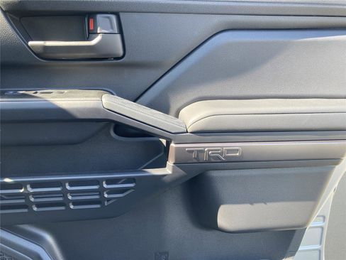 Used 2025 Toyota 4Runner TRD Sport Premium image 31