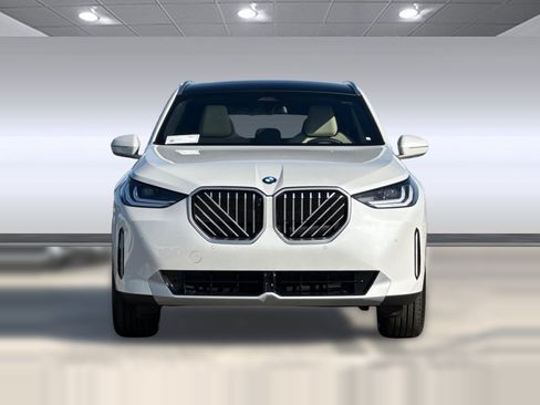 Used 2026 BMW X3 xDrive30i w/ Premium Package AWD/4WD image 6
