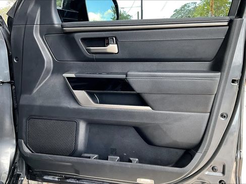 Used 2024 Toyota Tundra Limited image 23