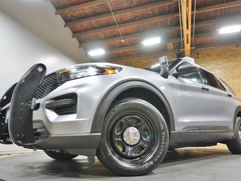Used 2021 Ford Explorer 4WD Police Interceptor image 3