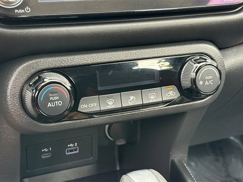 Certified 2023 Nissan Kicks SR image 20