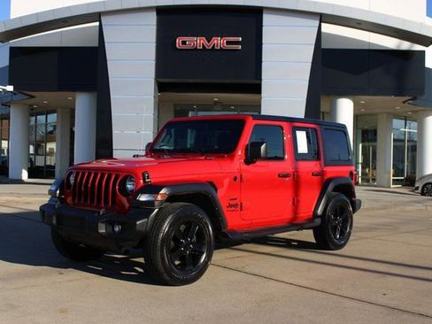 Used 2022 Jeep Wrangler Unlimited Sport image 3