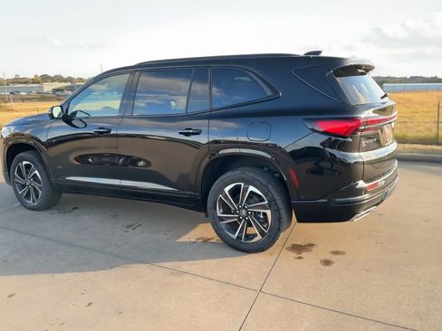 New 2026 Buick Enclave Sport Touring w/ Super Cruise Package image 5