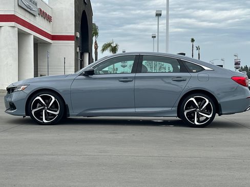 Used 2022 Honda Accord Sport image 3
