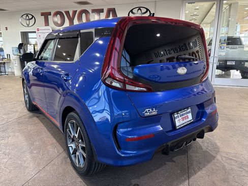 Used 2020 Kia Soul GT-Line Turbo FWD image 8