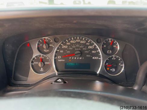 Used 2016 Chevrolet Express 3500 Extended RWD image 17