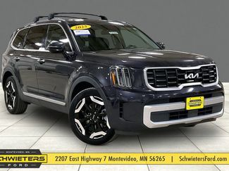 Used 2025 Kia Telluride S video 1