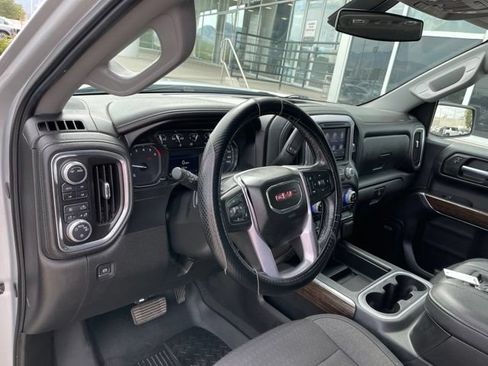 Certified 2020 GMC Sierra 1500 Elevation w/ Elevation Value Package AWD/4WD image 7
