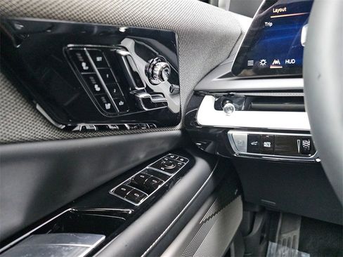 New 2026 Cadillac Optiq Sport 2 image 33