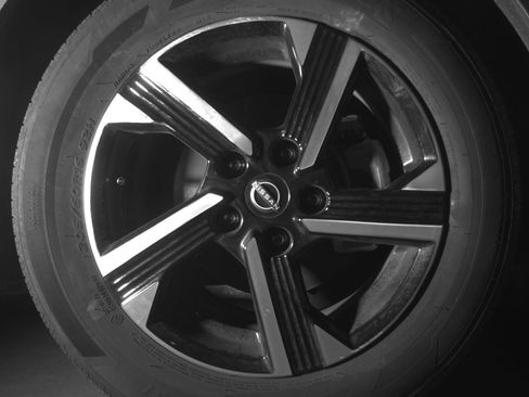 Used 2025 Nissan Sentra SV image 13