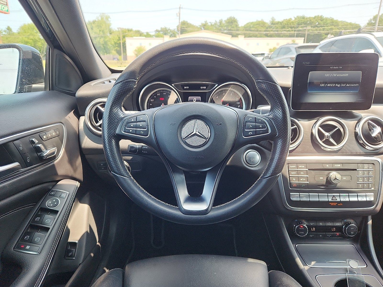 Used 2018 Mercedes-Benz GLA 250 4MATIC image 10