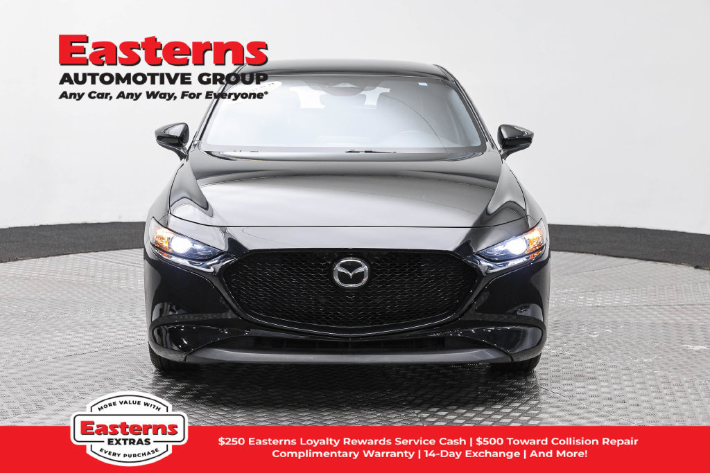Used 2024 MAZDA MAZDA3 s FWD image 3