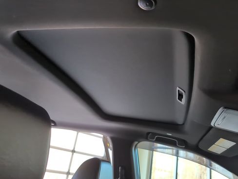 Used 2025 Honda CR-V Sport-L image 50