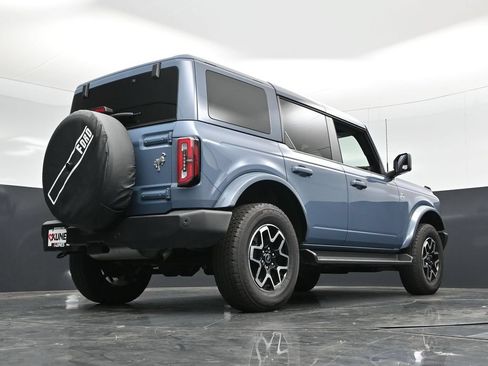 Used 2025 Ford Bronco Outer Banks AWD/4WD image 52