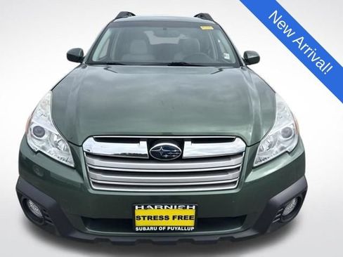 Used 2014 Subaru Outback 2.5i Premium w/ Moonroof Package AWD/4WD image 2