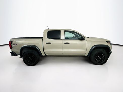 Used 2024 Chevrolet Colorado Trail Boss w/ Technology Package AWD/4WD image 10