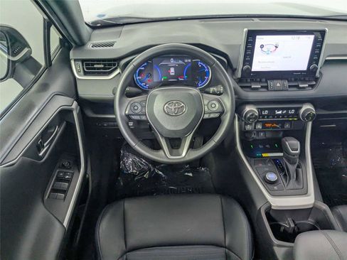 Certified 2022 Toyota RAV4 XSE AWD/4WD image 40