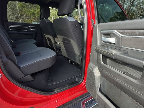 Used 2024 RAM 2500 Big Horn w/ Bed Utility Group image 22